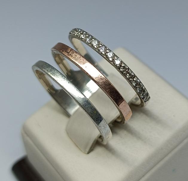 Серебряное кольцо с позолотой и цирконием (33959799) 1