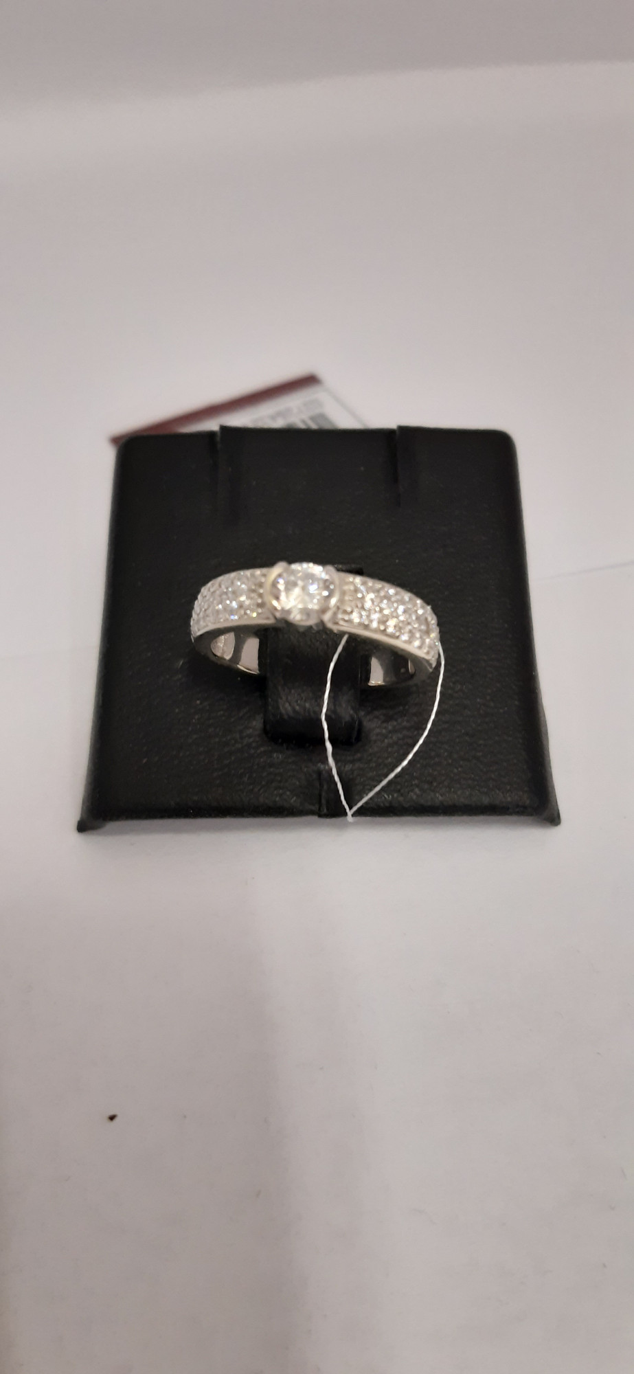 Серебряное кольцо с цирконием (30519748) 1
