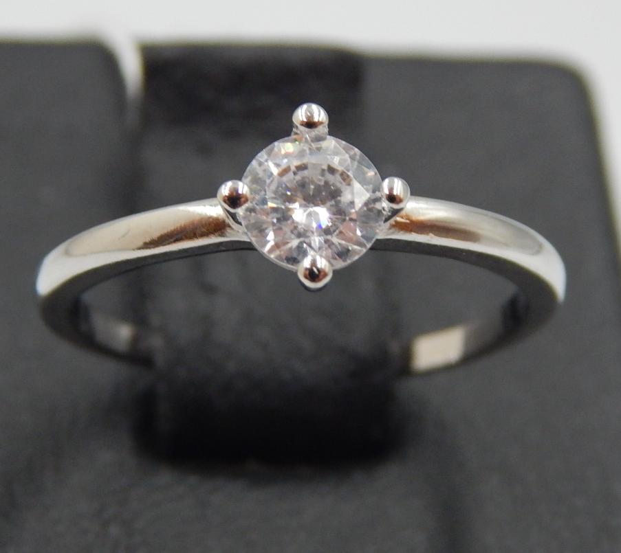 Серебряное кольцо с цирконием (30537010) 0