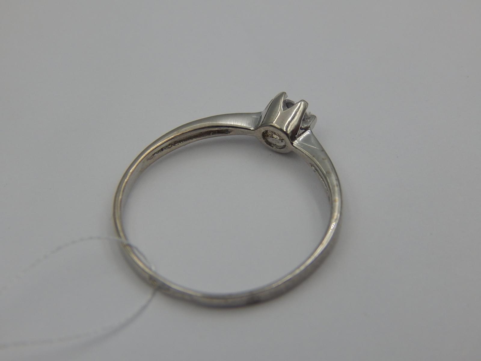 Серебряное кольцо с цирконием (30514669) 2