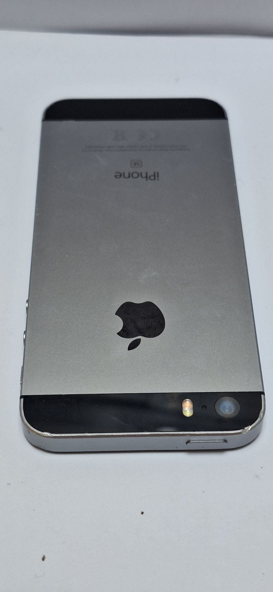 Apple iPhone SE 32Gb Silver (MP832) 2
