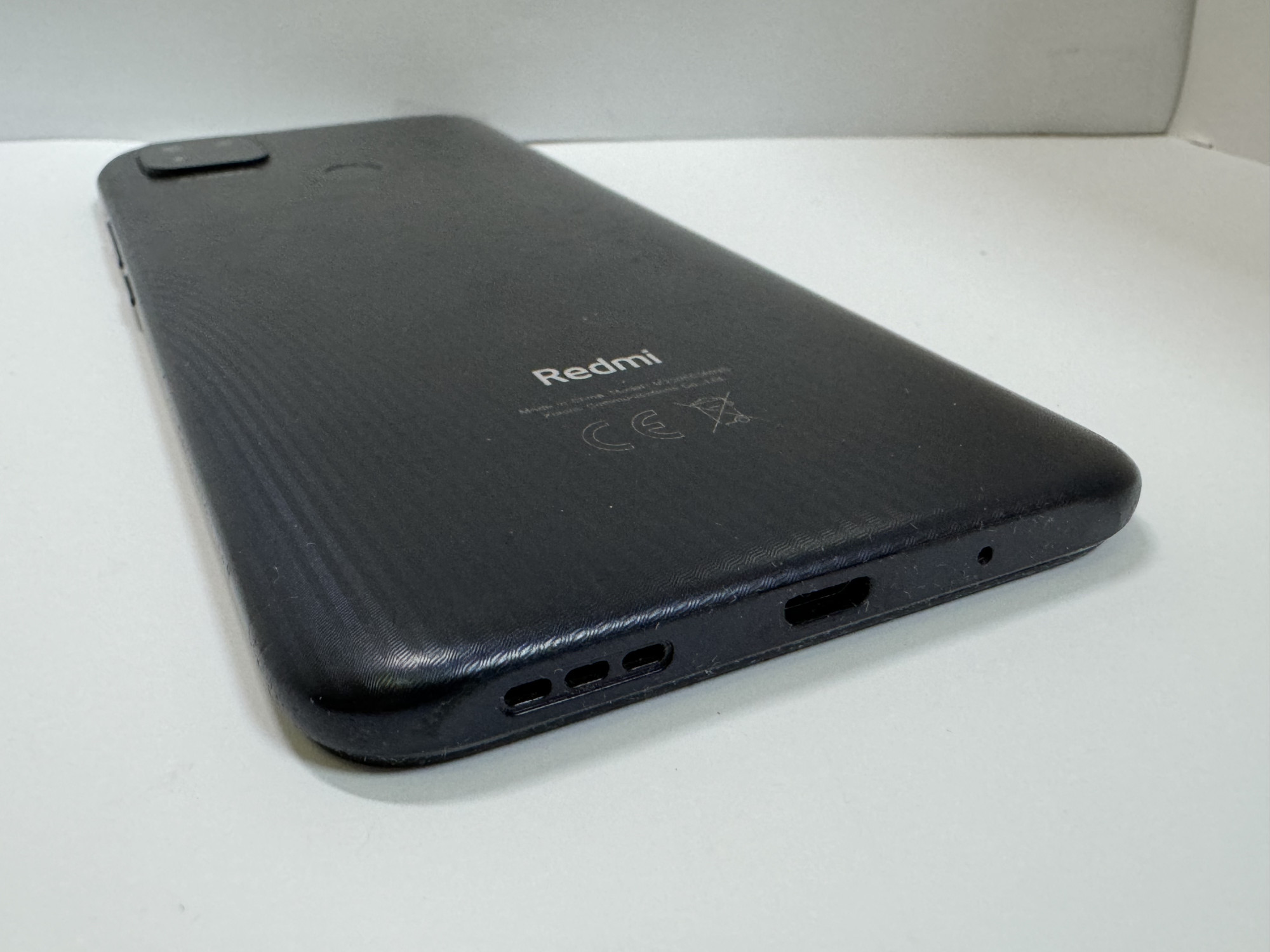 Xiaomi Redmi 9C NFC 2/32Gb 4