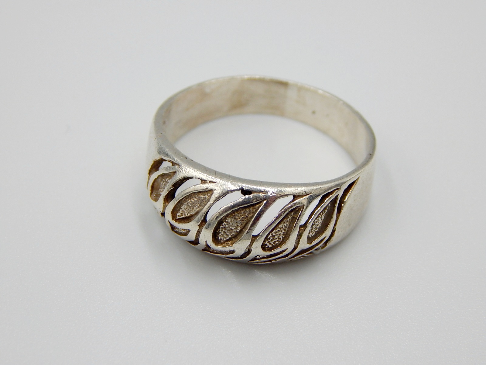 Серебряное кольцо (30490451) 2