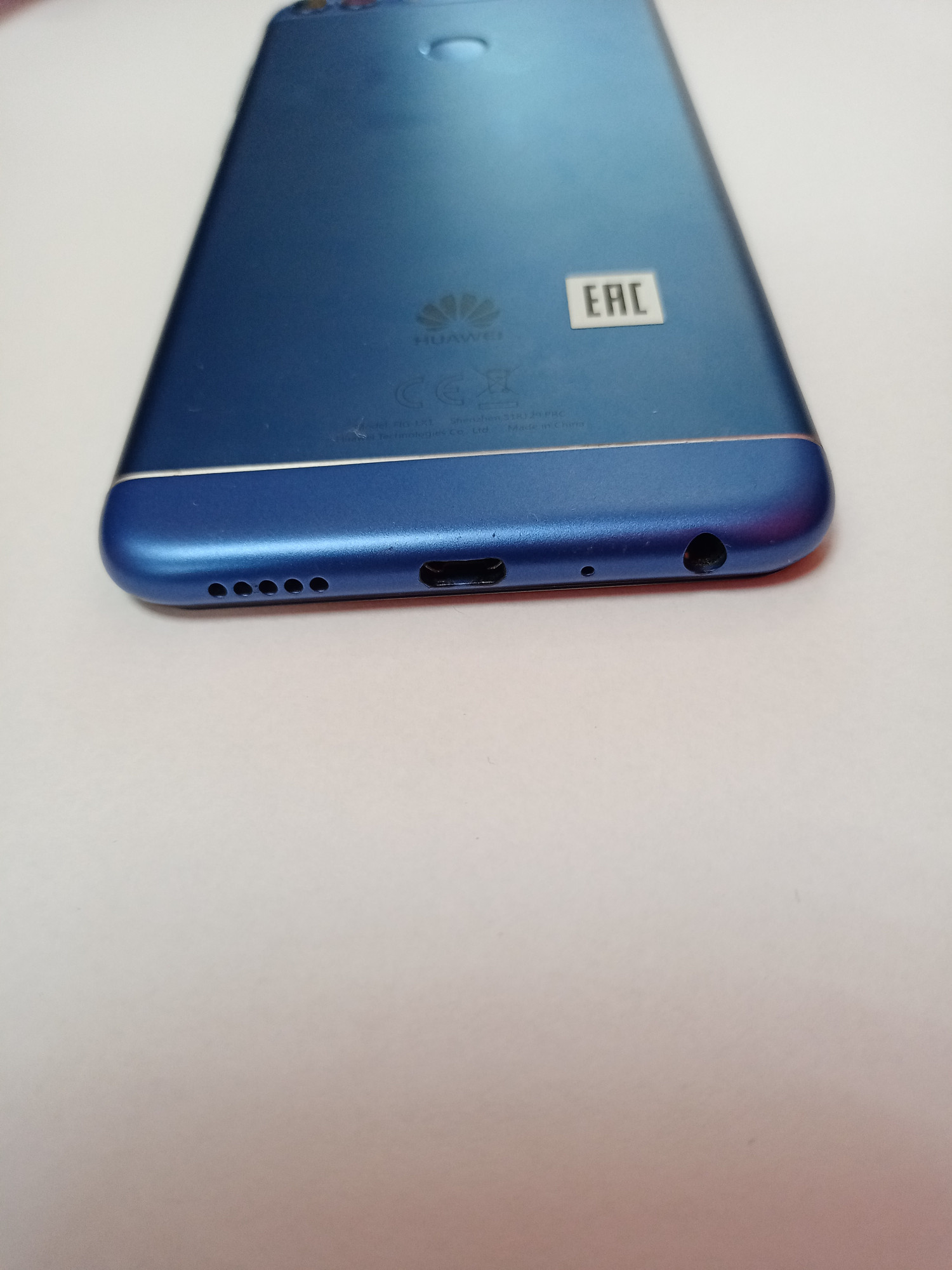 Huawei P Smart 3/32Gb (Fig-LX1) 3