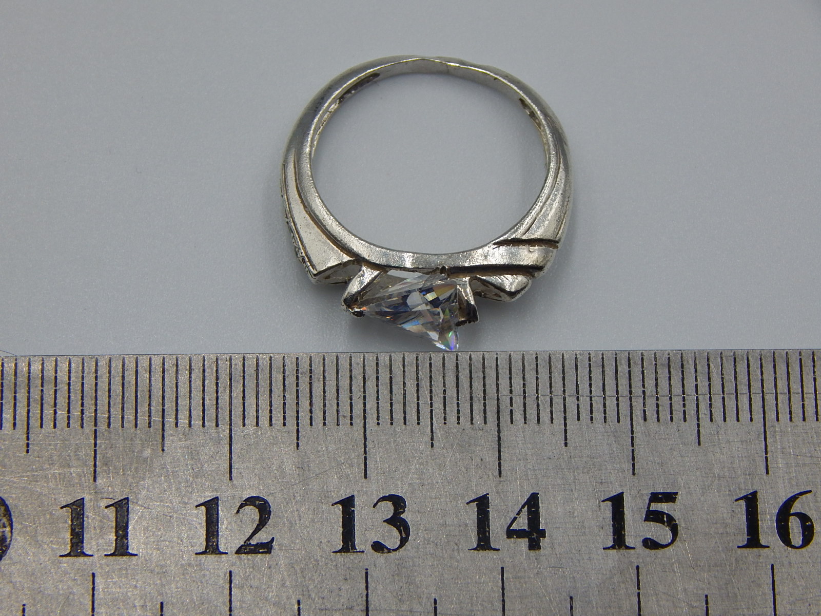 Серебряное кольцо с цирконием (33023878) 4