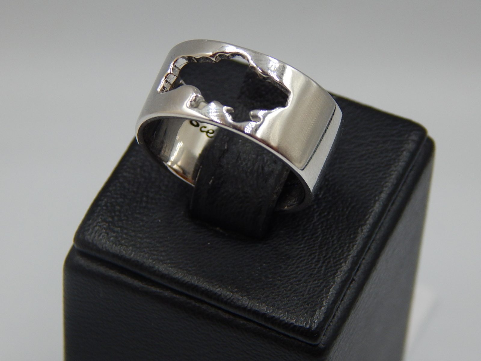 Серебряное кольцо (33228417) 2