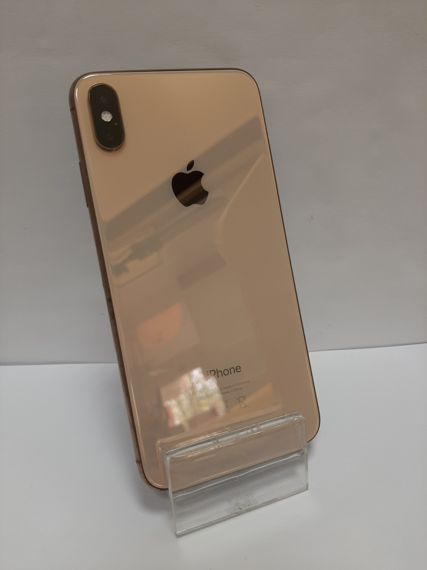 Apple iPhone XS Max 64Gb Gold (MT522)  1