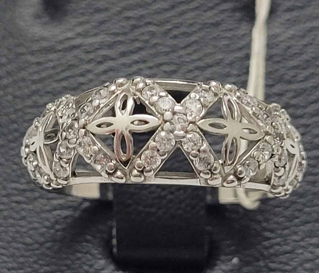 Серебряное кольцо с цирконием (30511480) 0