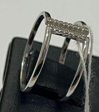 Серебряное кольцо с цирконием (30525414) 1