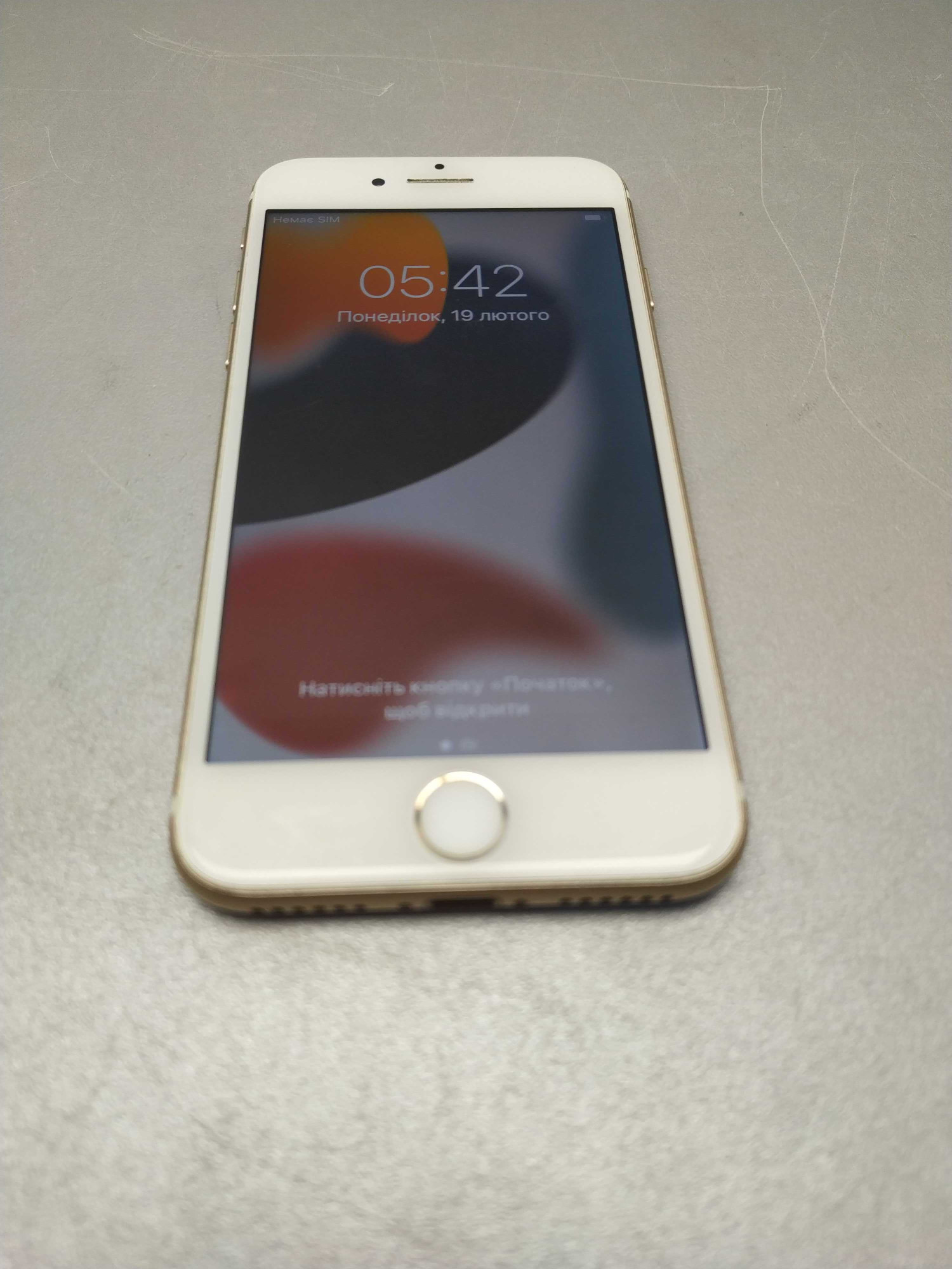 Apple iPhone 7 128Gb Gold (MN942) 16