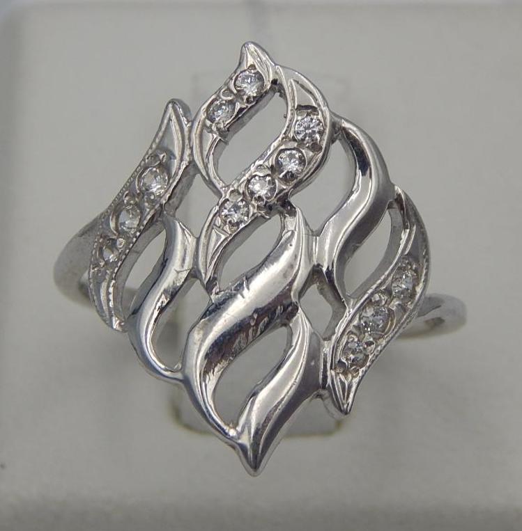 Серебряное кольцо с цирконием (30513540) 0