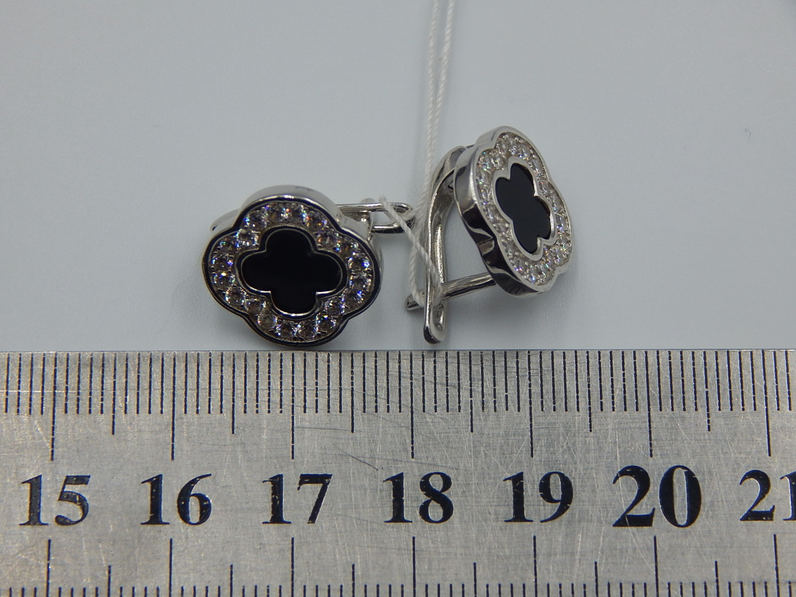 Срібні сережки з цирконієм та оніксом (33722321) 4