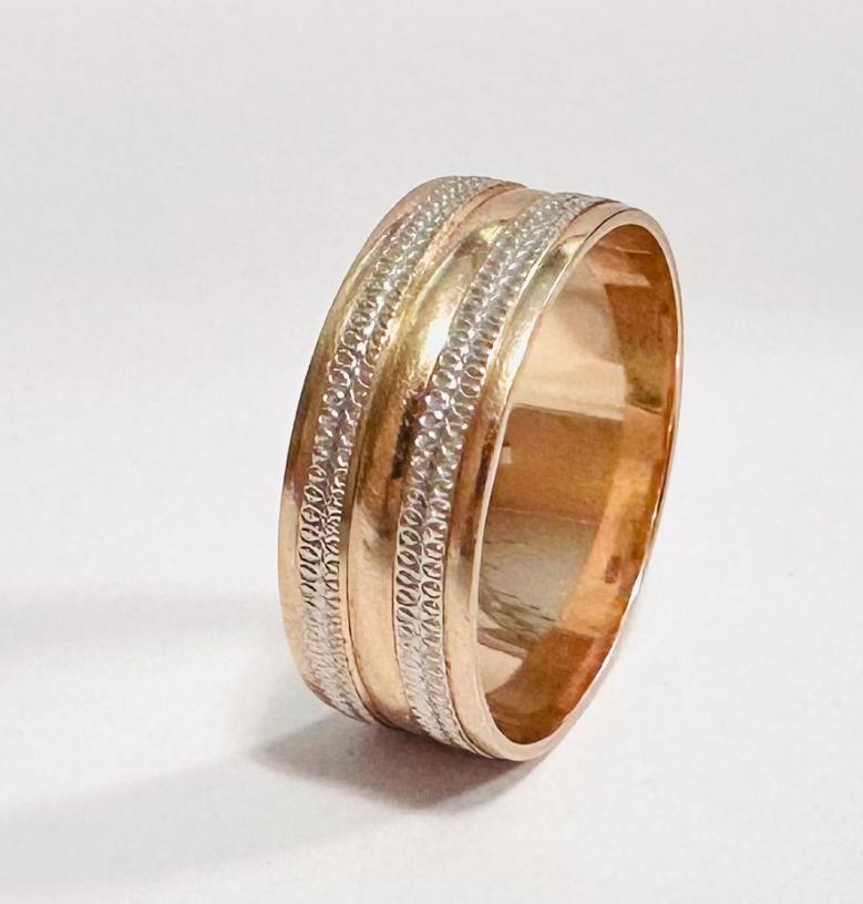 Обручальное кольцо из красного и белого золота (33197219)  1