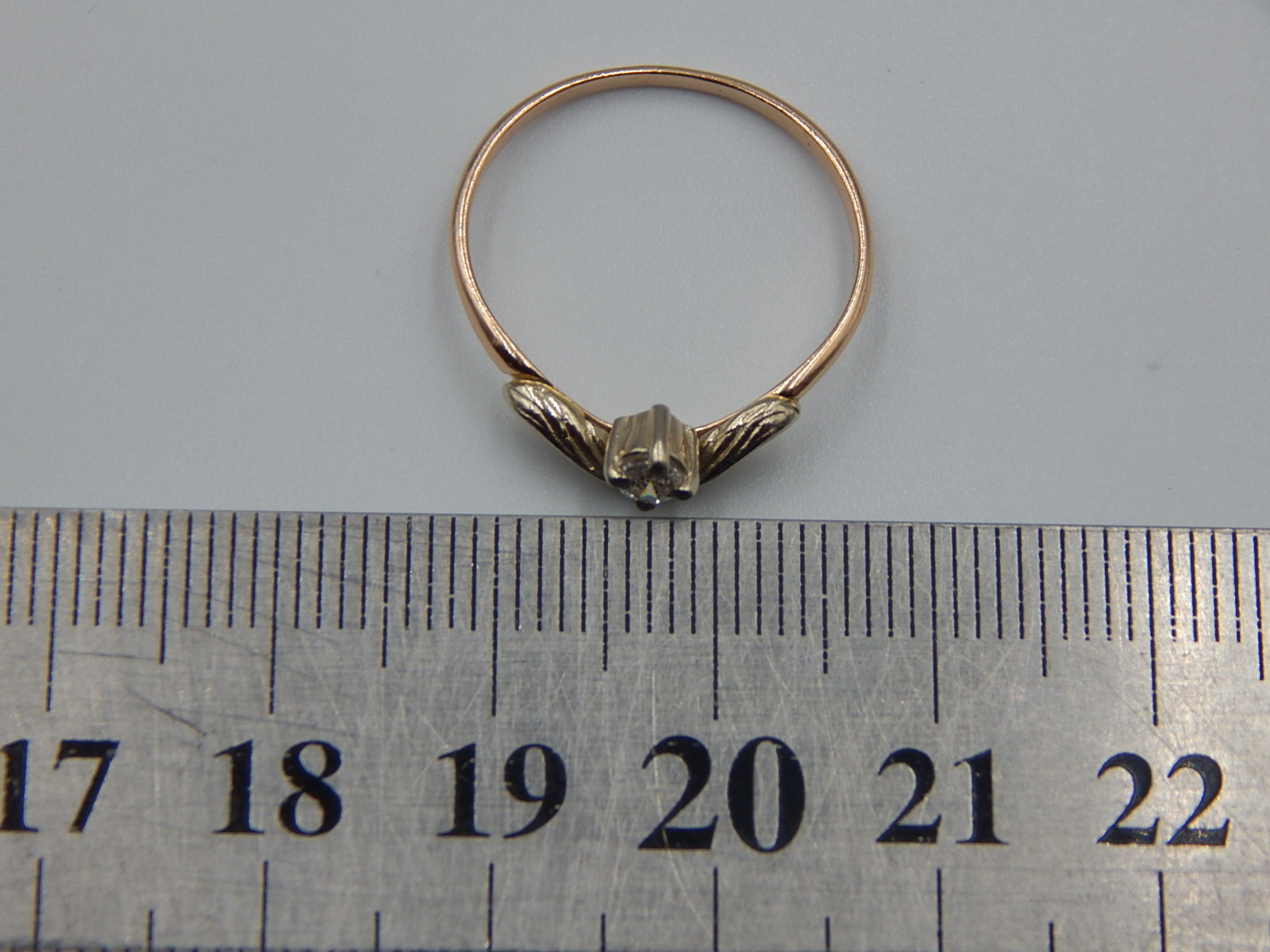 Кольцо из красного и белого золота с цирконием (33015805) 5
