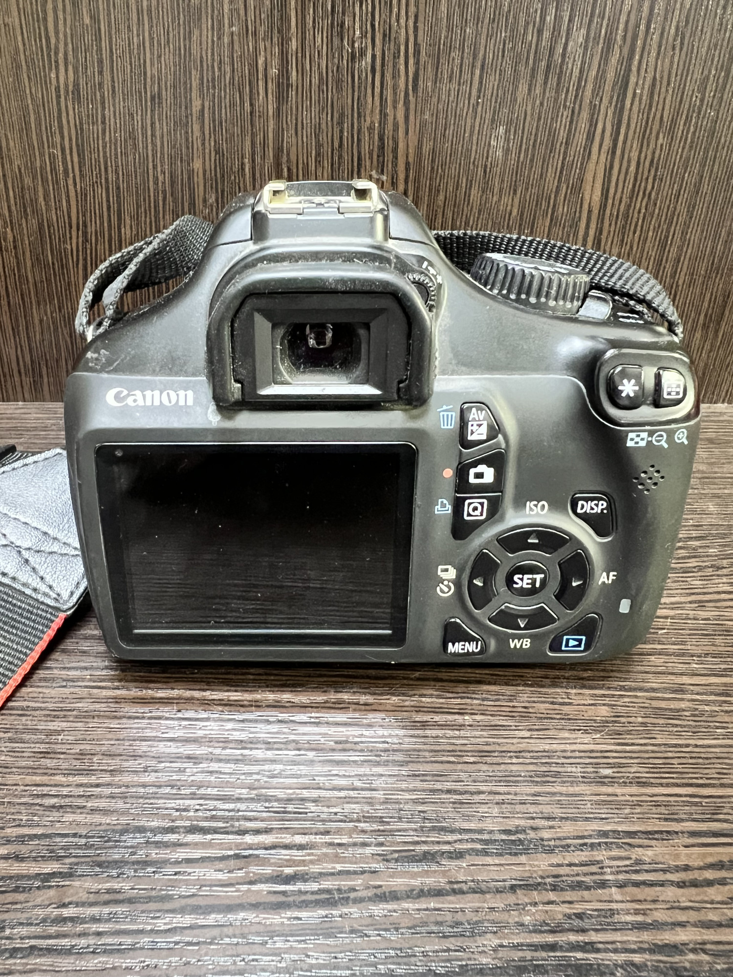 Фотоапарат Canon EOS 1100D 4