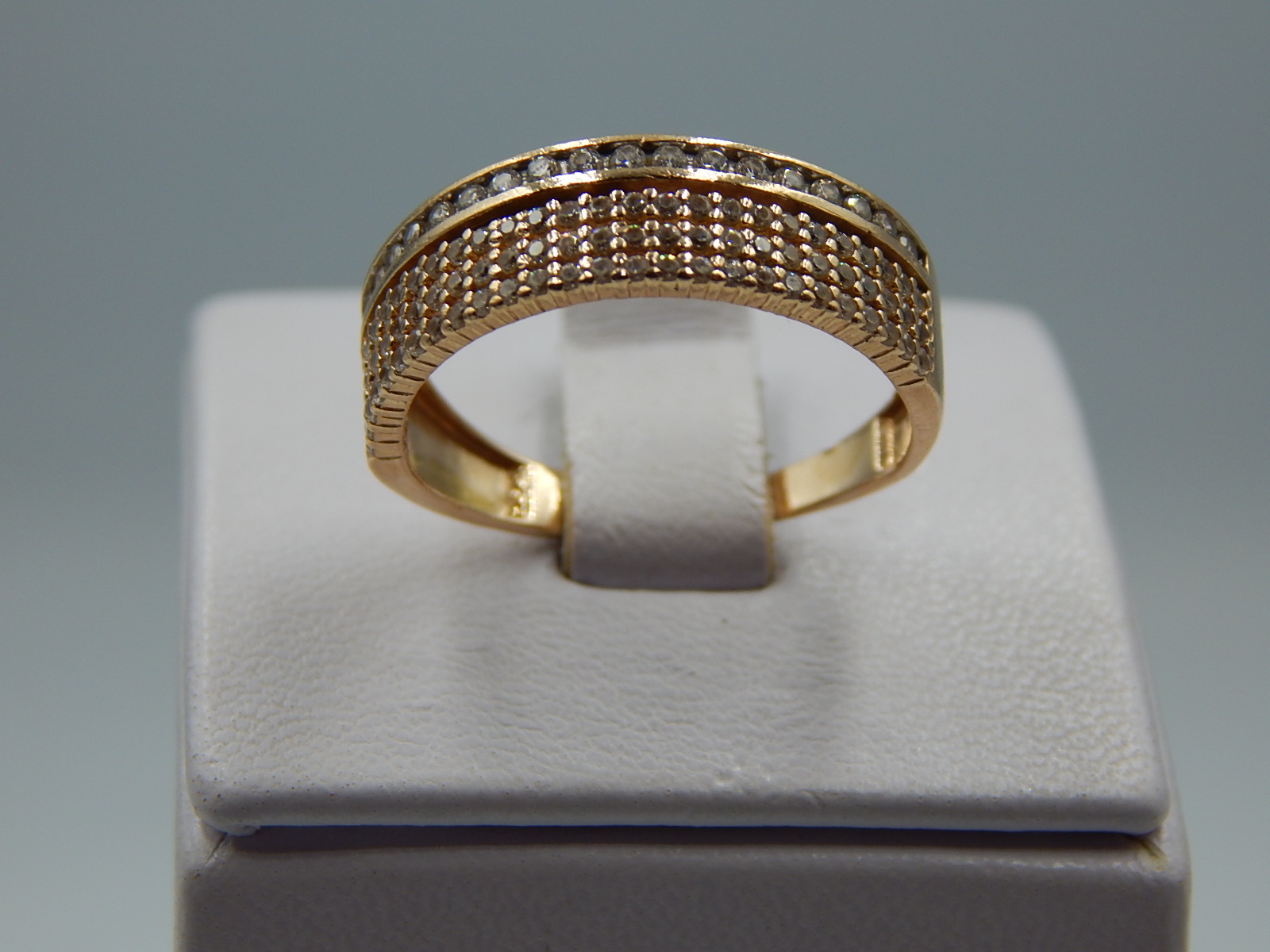 Кольцо из красного и белого золота с цирконием (32455754)  1