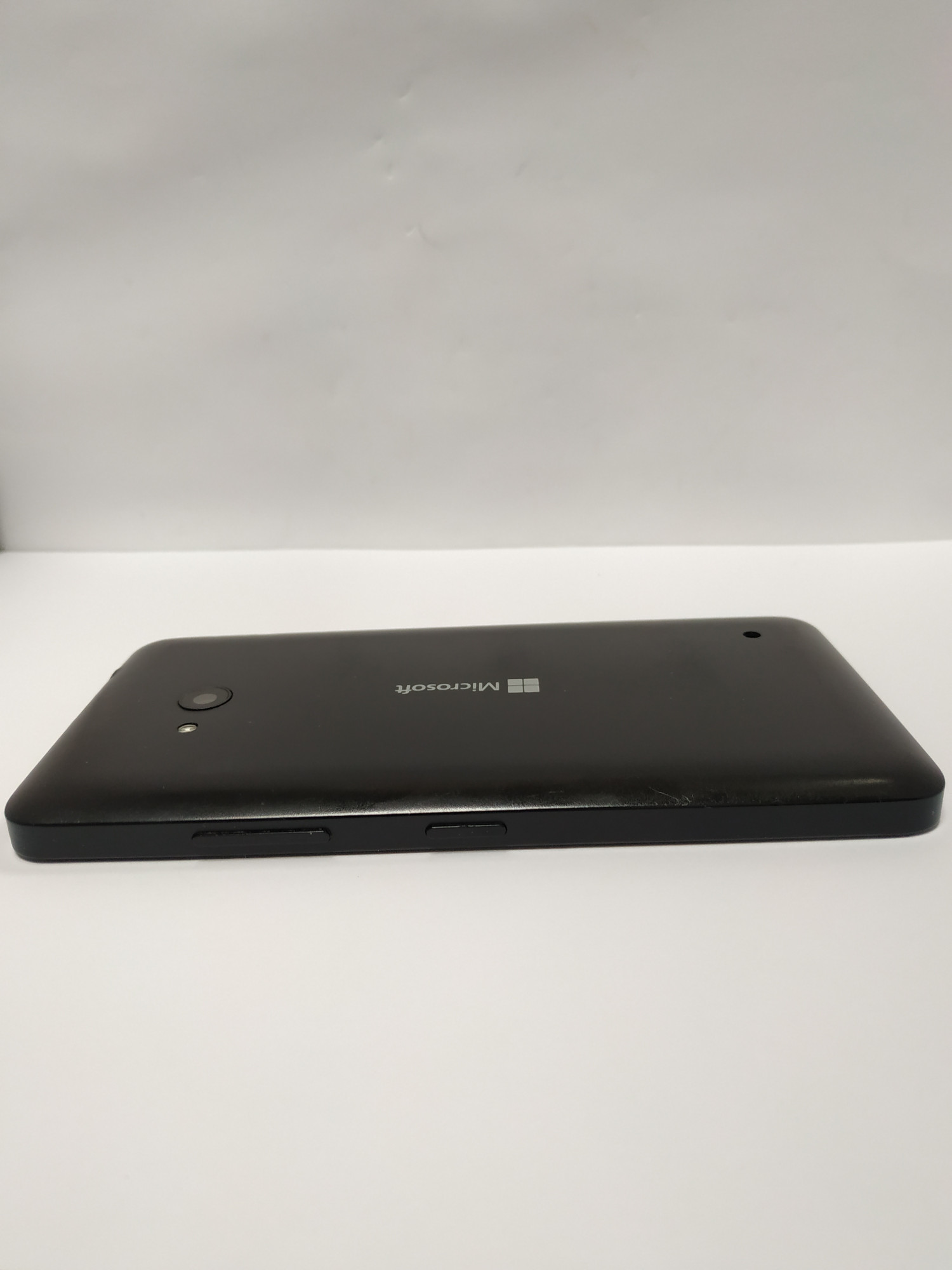 Microsoft Lumia 640 LTE (RM-1072, RM-1073) 1/8Gb  3