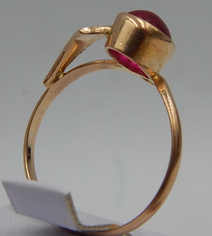 Кольцо из красного золота с корундом (30032170)  2