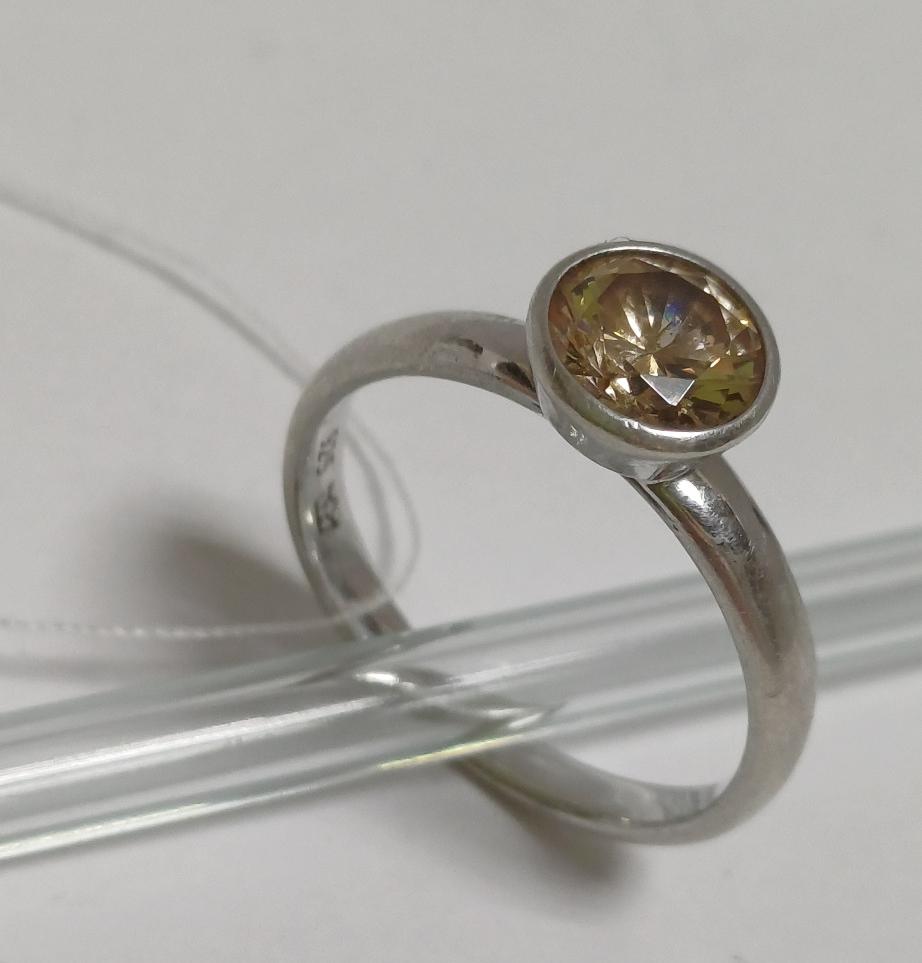 Серебряное кольцо с цирконием (33764885) 1