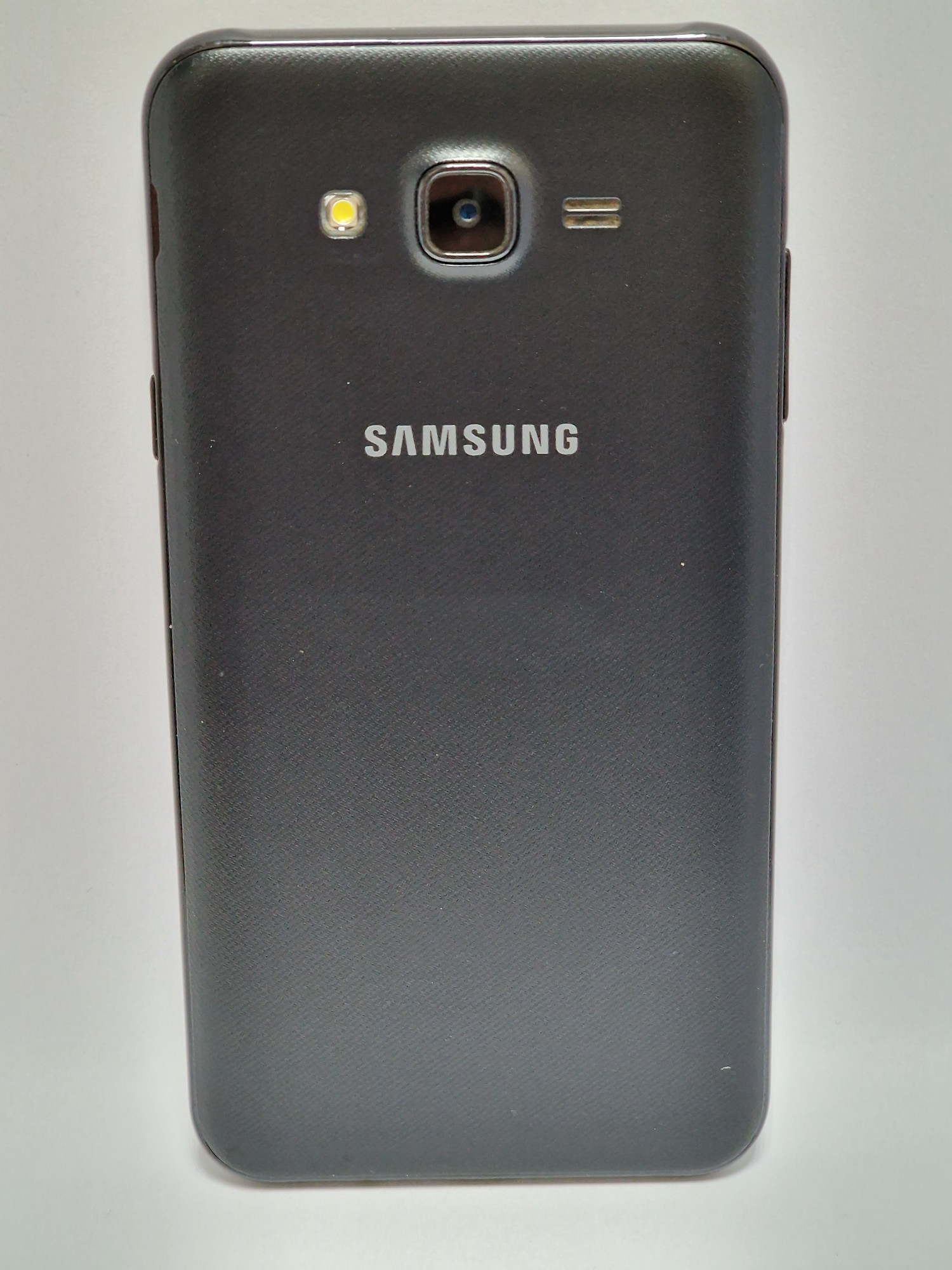 Samsung Galaxy J7 Neo (SM-J701F) 2/16Gb 6