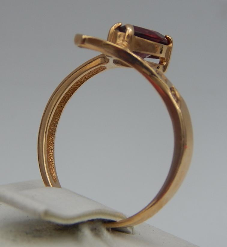 Кольцо из красного золота с гранатом и бриллиантом (-ми) (28237258)  3