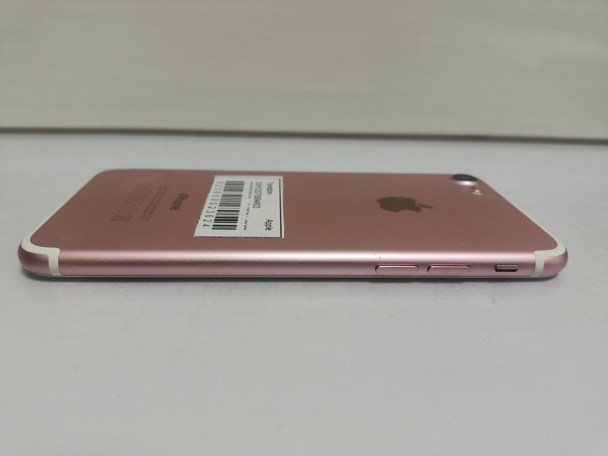 Apple iPhone 7 32Gb Rose Gold 4