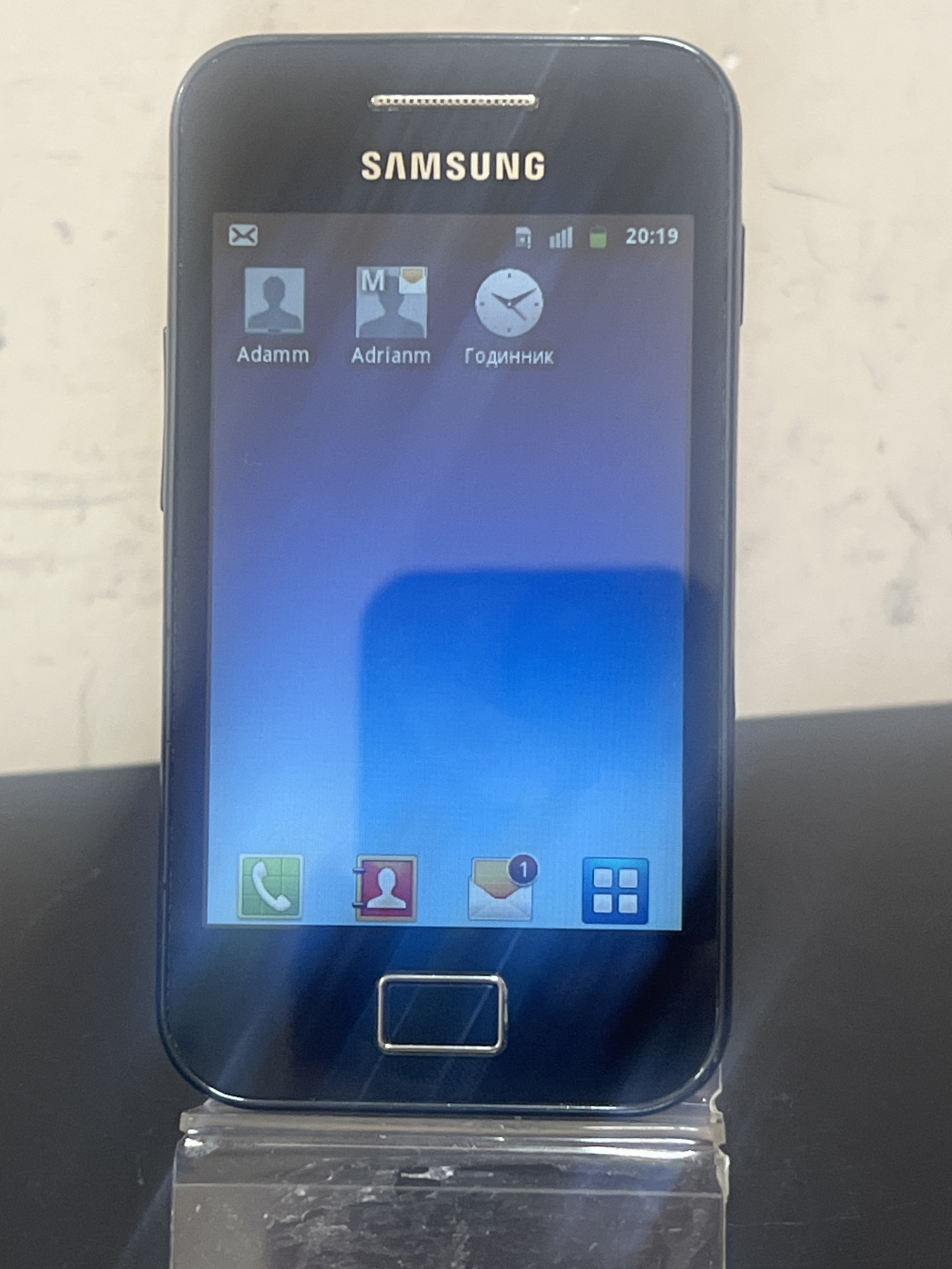 Samsung Galaxy Ace (GT-S5830i) 0
