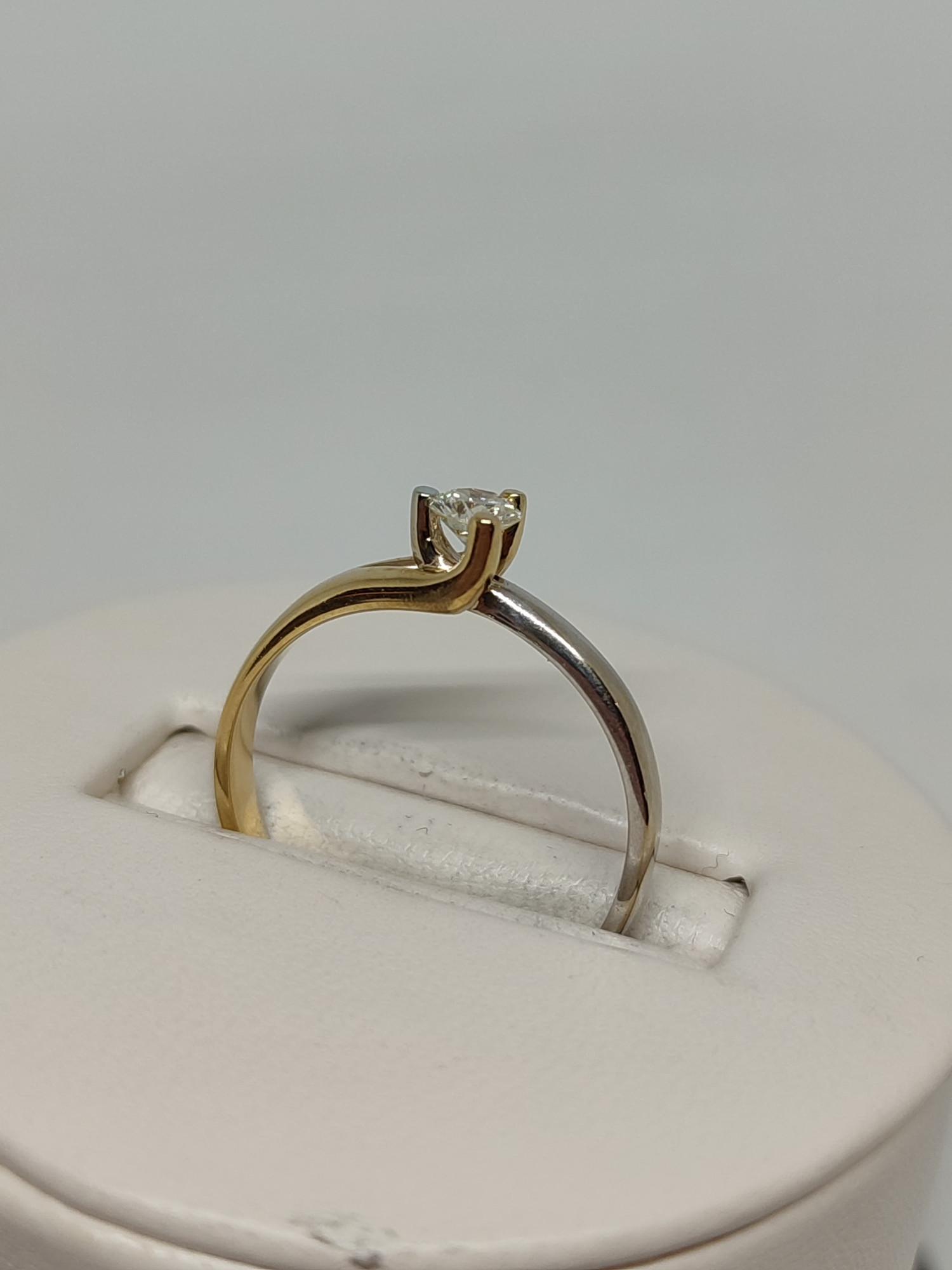 Кольцо из желтого и белого золота с бриллиантом (-ми) (32656363) 3