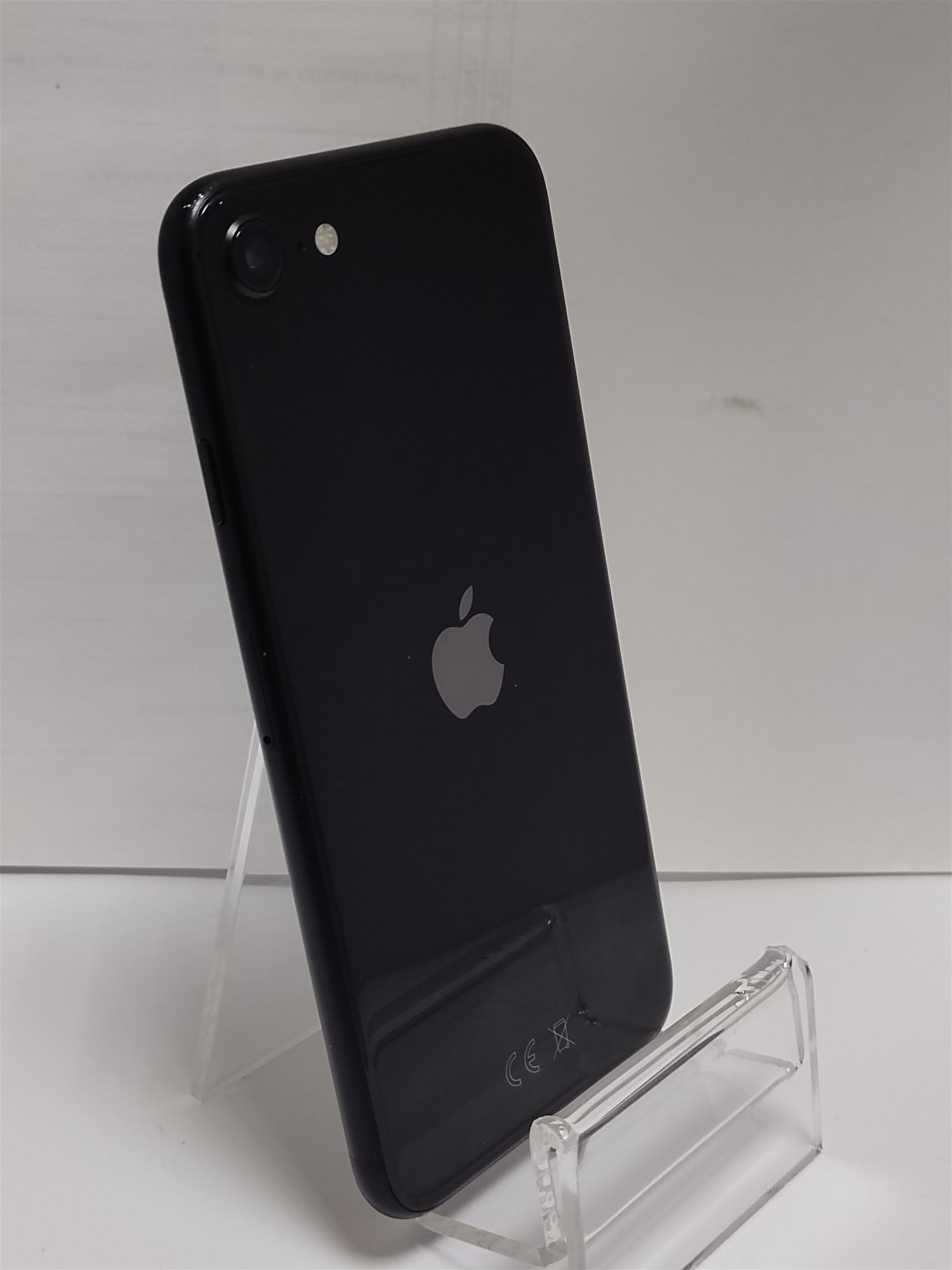Apple iPhone SE 2020 64GB Black (MX9R2) 2
