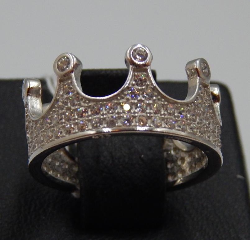 Серебряное кольцо с цирконием (30537273) 0