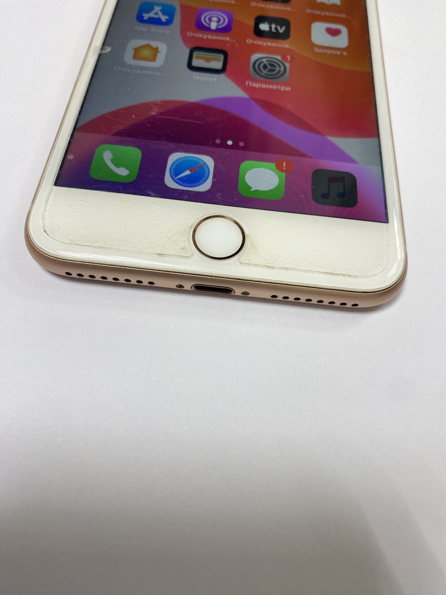 Apple iPhone 8 Plus 64Gb Gold (MQ8N2)  2