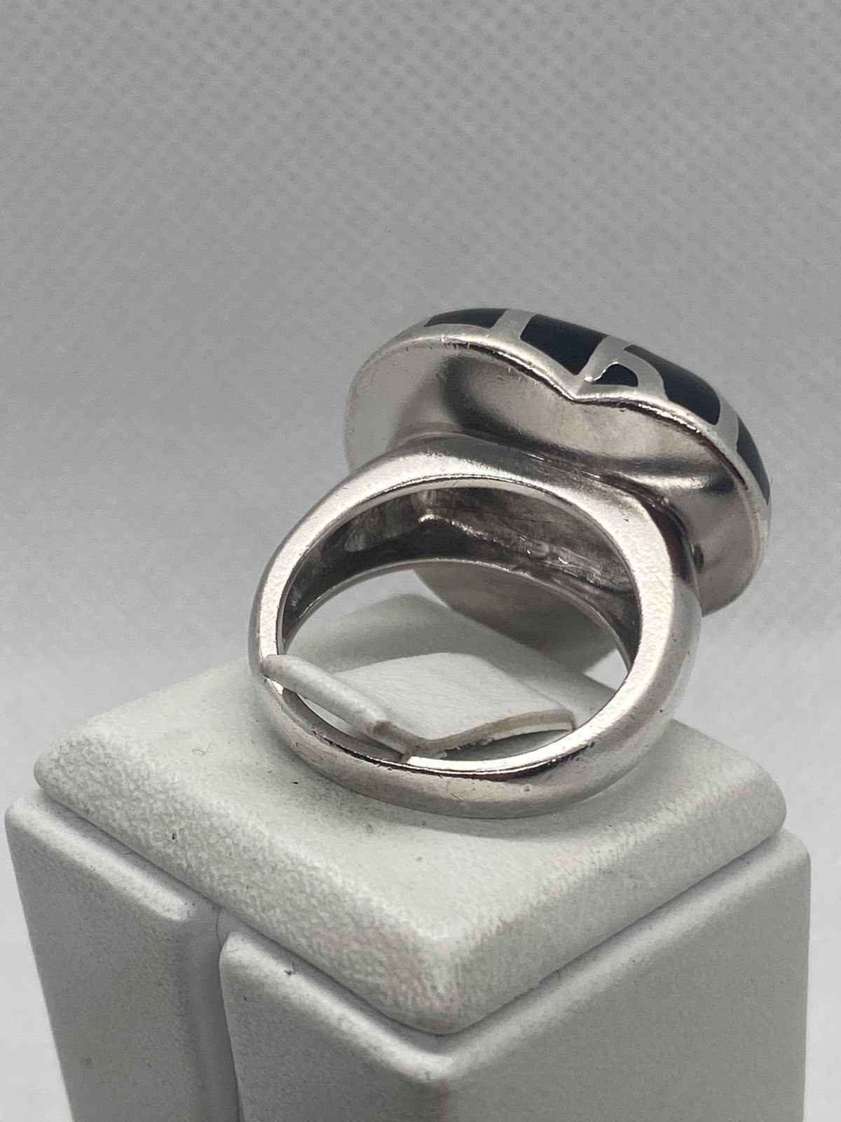 Серебряное кольцо с эмалью (31704738) 5