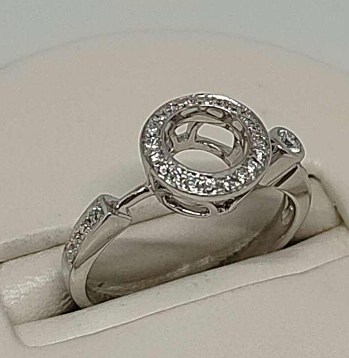 Кольцо из белого золота с бриллиантом (-ми) (30952571) 0