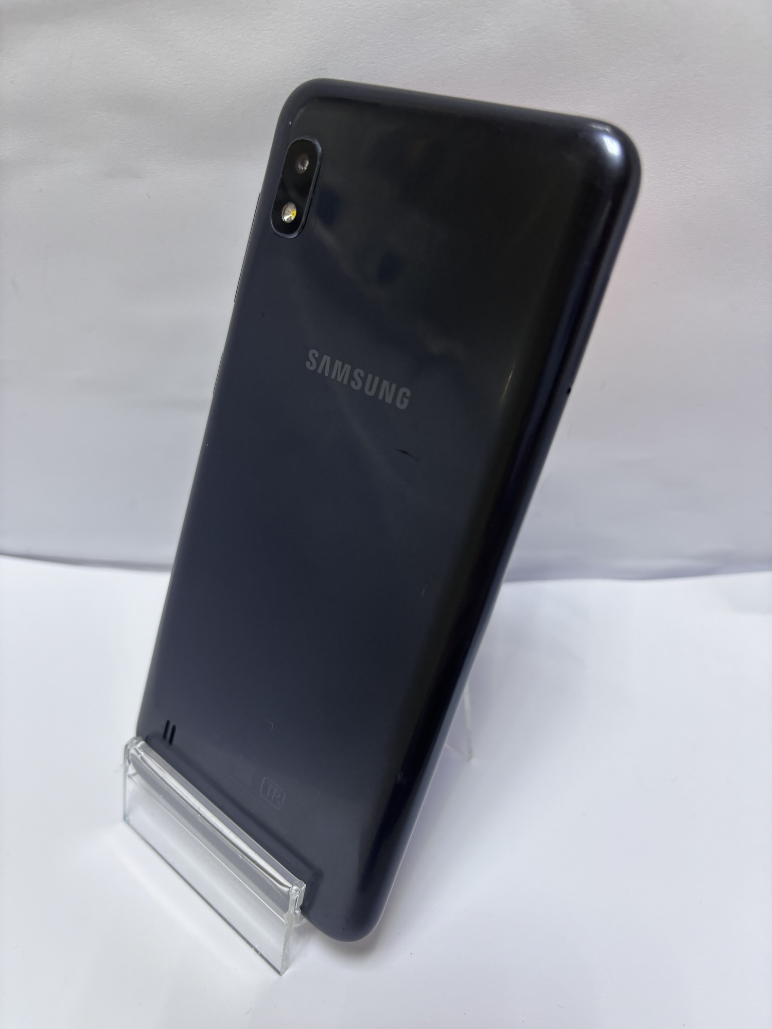 Samsung Galaxy A10 (SM-A105F) 2019 2/32GB  3