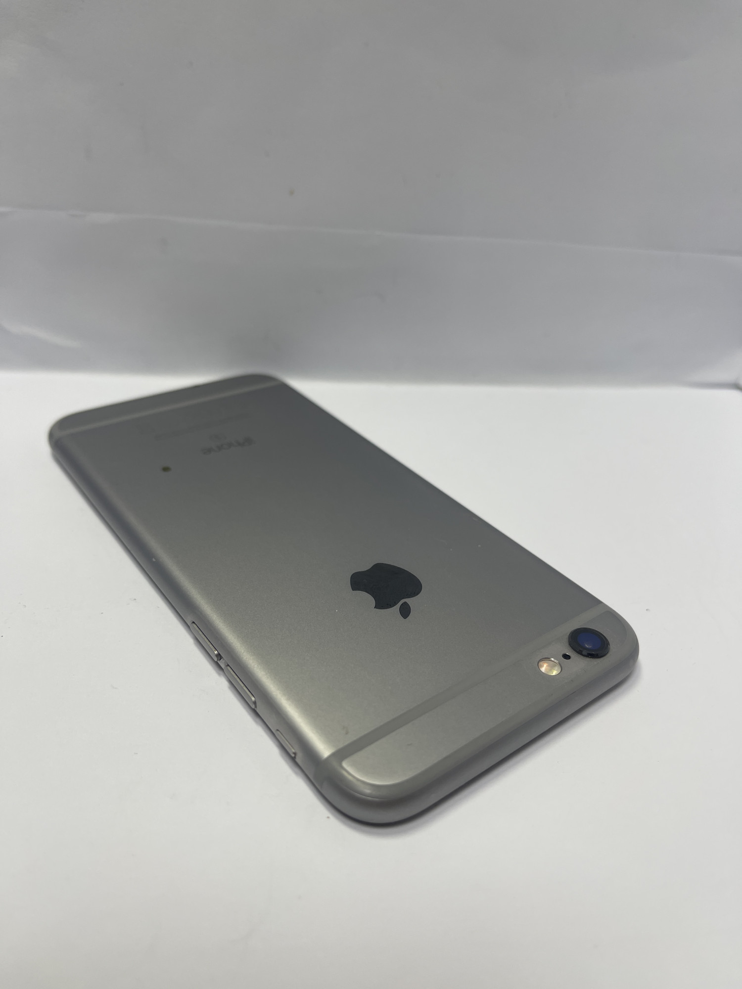 Apple iPhone 6s 64Gb Silver (MKQP2) 4