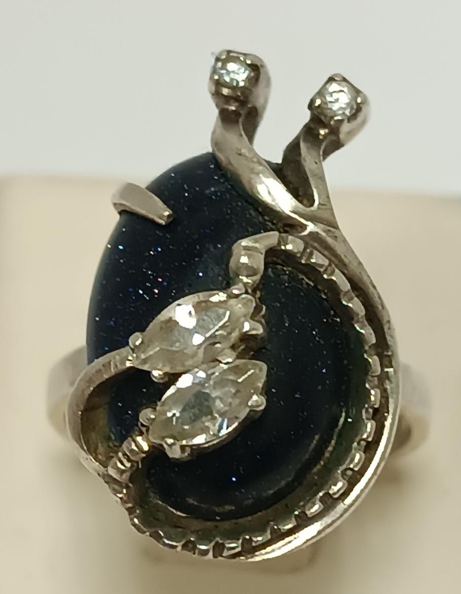 Серебряное кольцо с авантюрином и цирконием (33602252) 0