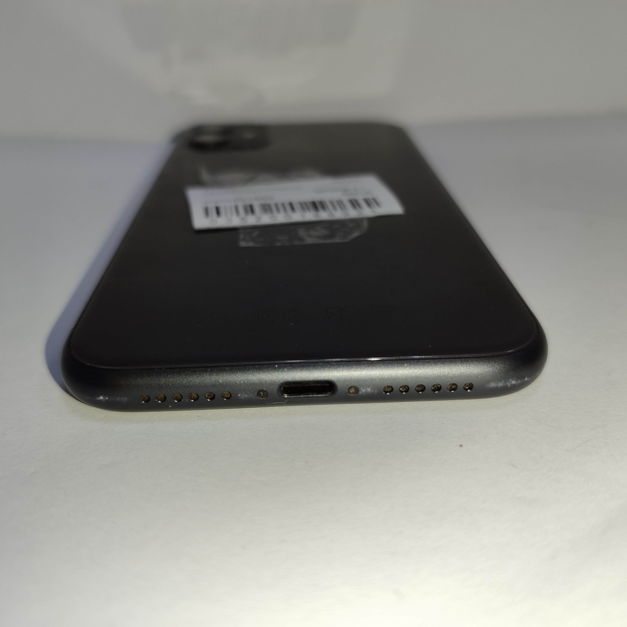 Apple iPhone 11 64GB Black (MWLT2) 10
