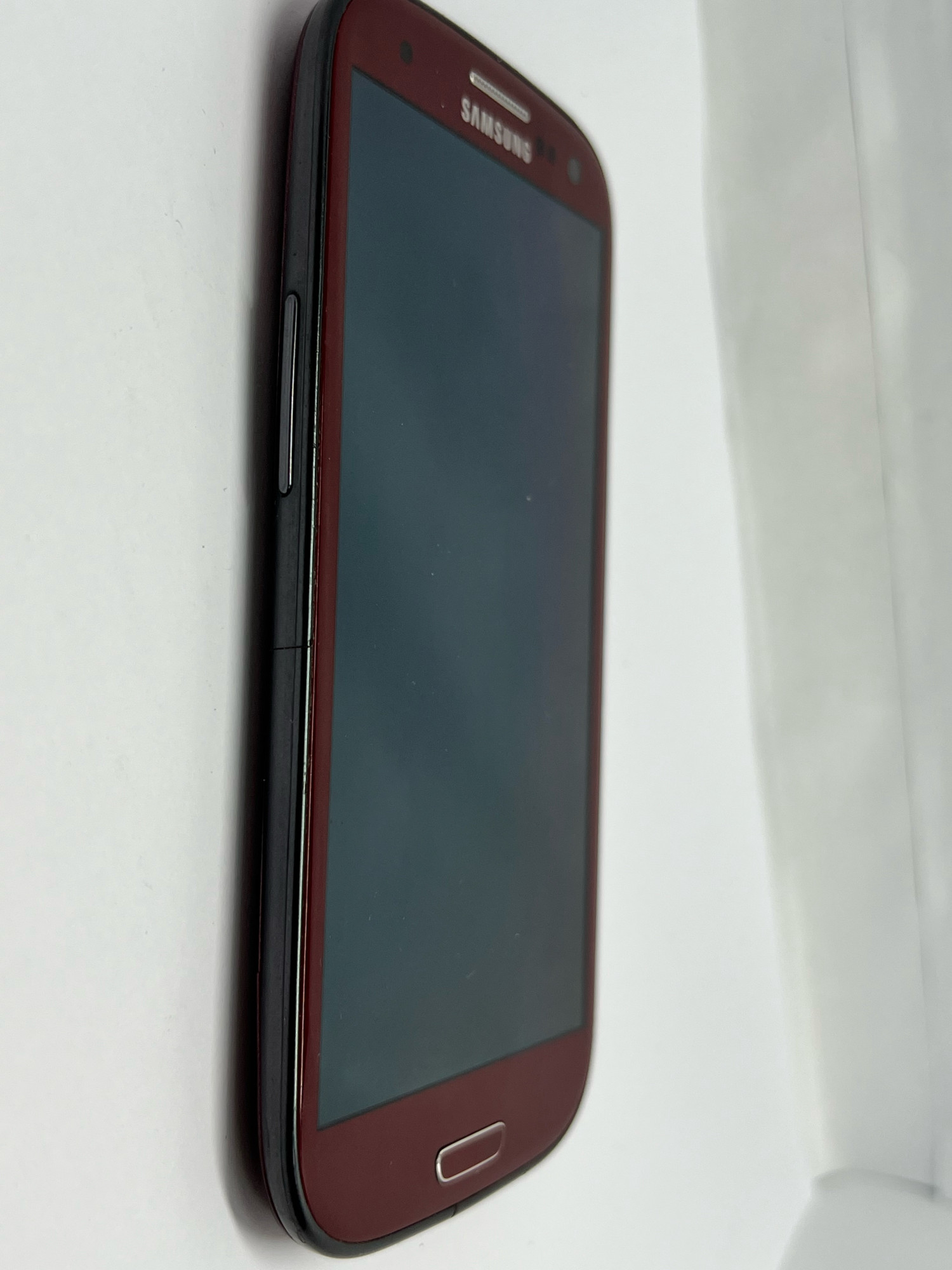 Samsung Galaxy S3 (GT-I9300) 1/16Gb 5