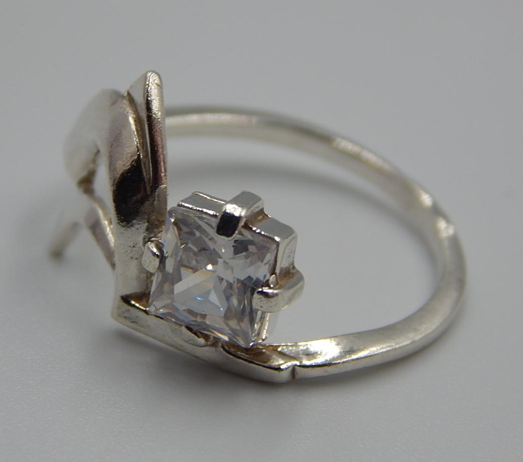 Серебряное кольцо с цирконием (32568046) 2
