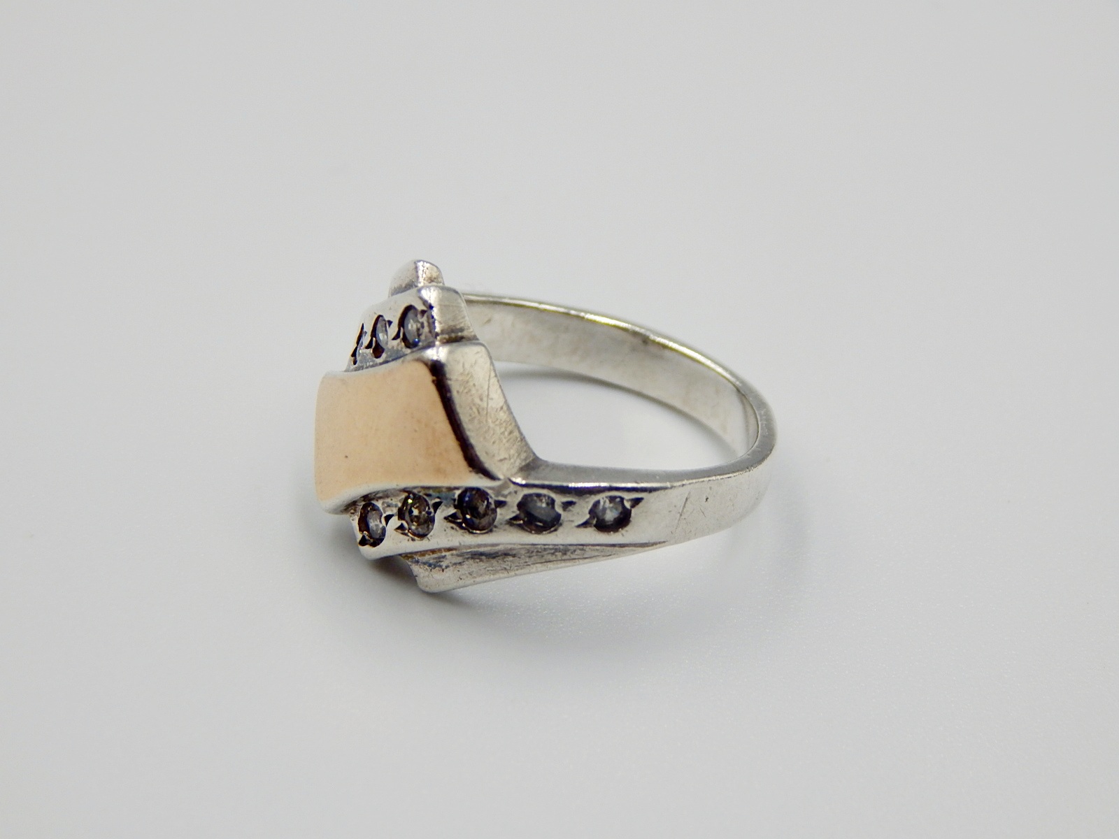 Серебряное кольцо с позолотой и цирконием (31909348) 2