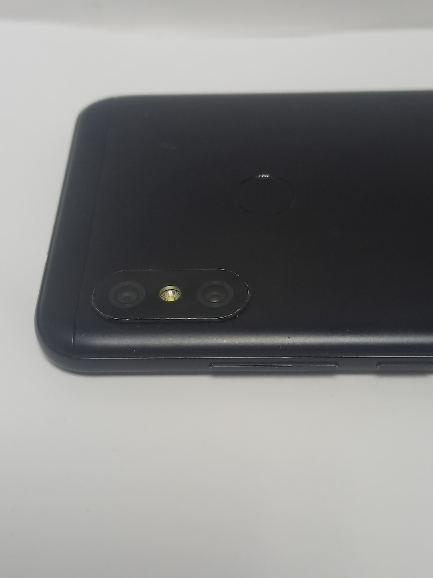 Xiaomi Mi A2 lite 3/32GB 3