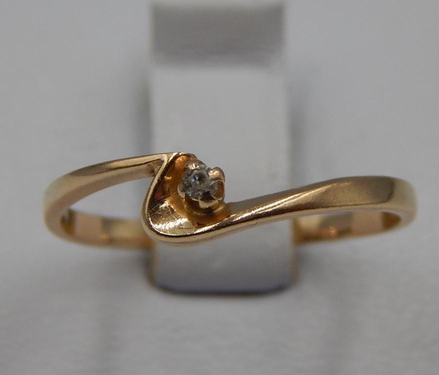 Кольцо из красного и белого золота с цирконием (32420957)  0