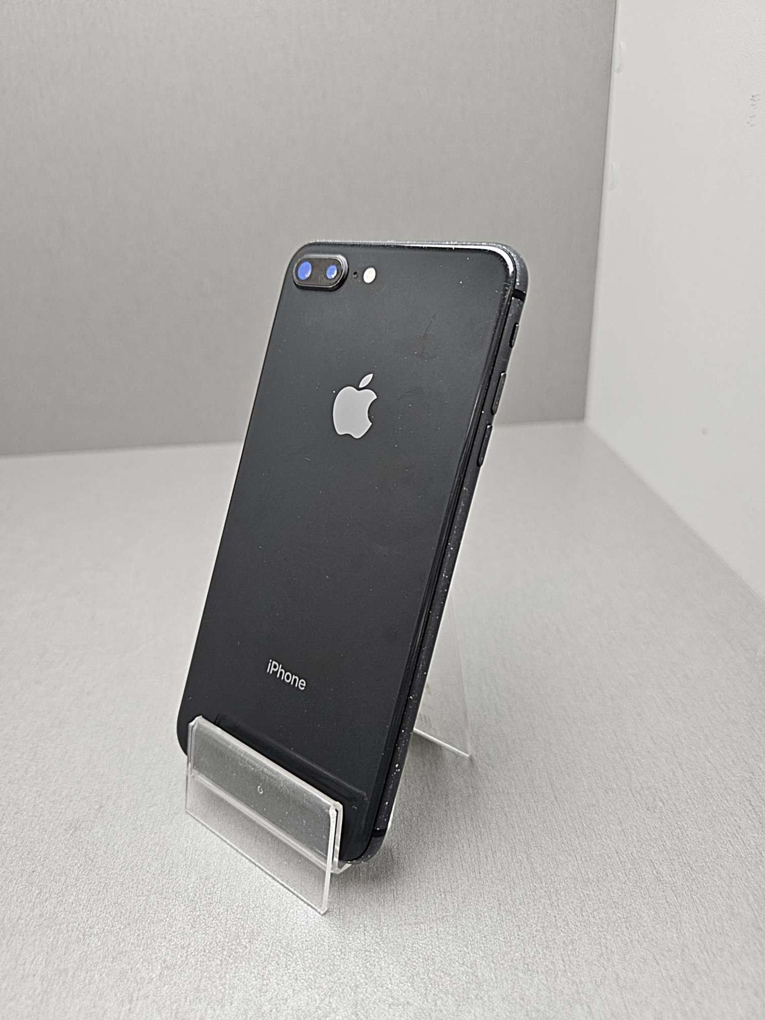 Apple iPhone 8 Plus 64Gb Space Gray 17