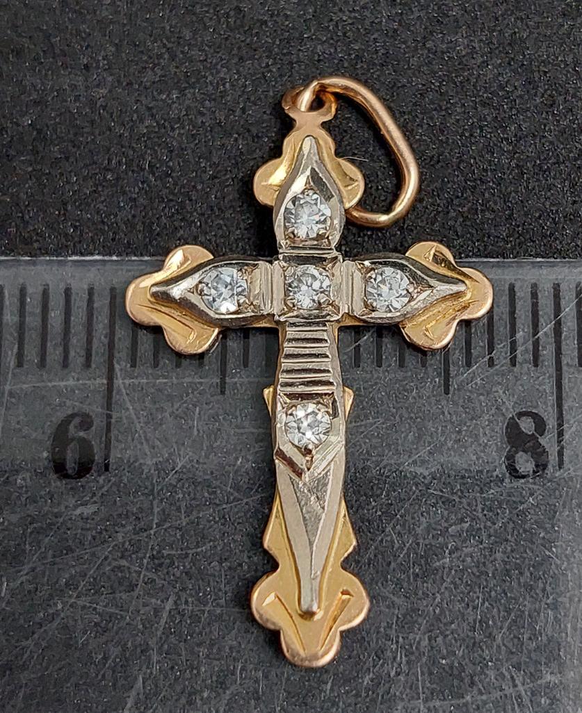 Підвіс-хрест із червоного та білого золота з цирконієм (33688115) 2