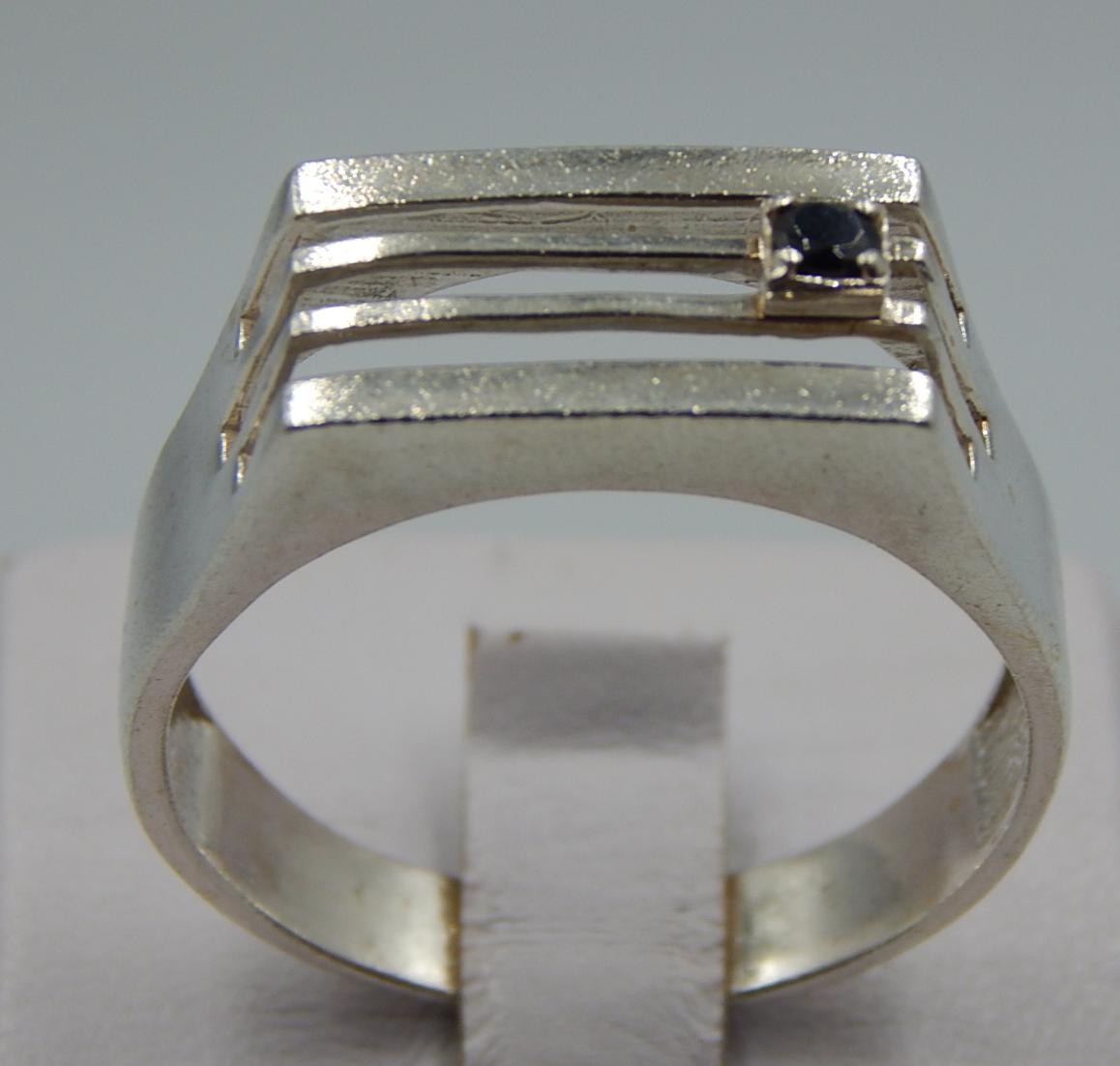Серебряный перстень с цирконием (32640787) 0