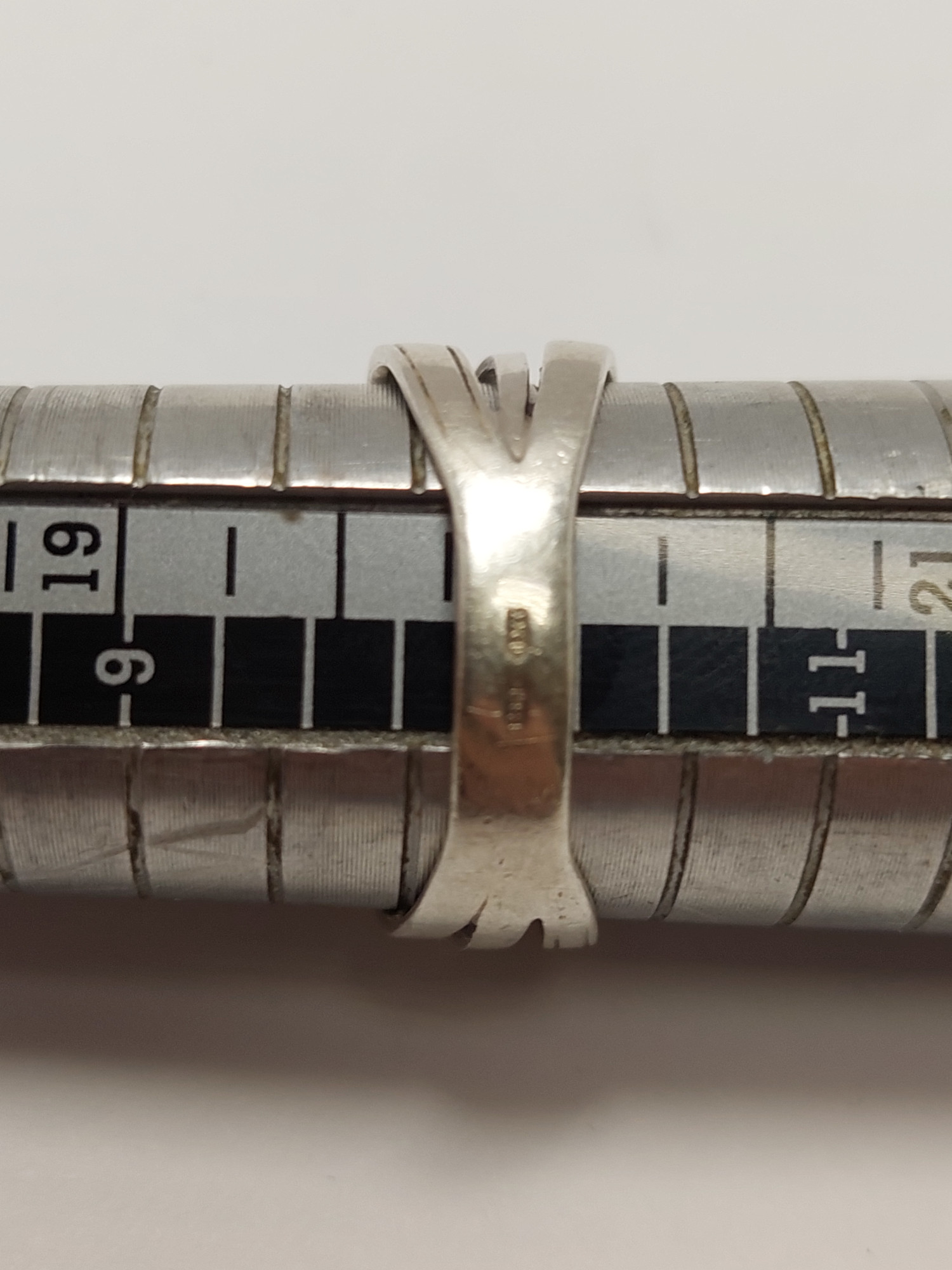 Серебряное кольцо с цирконием (33697351) 2