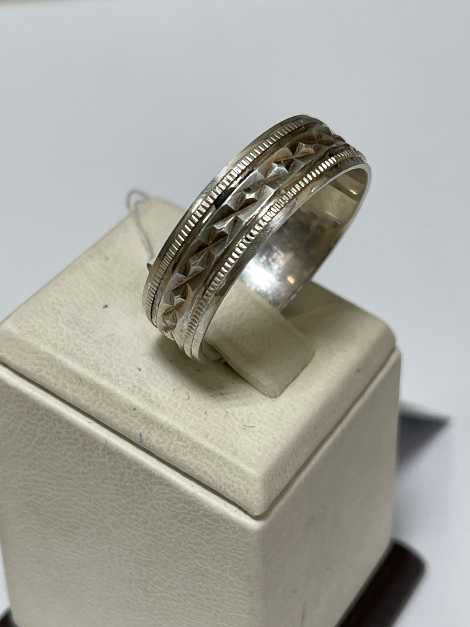 Серебряное кольцо (33743344) 1