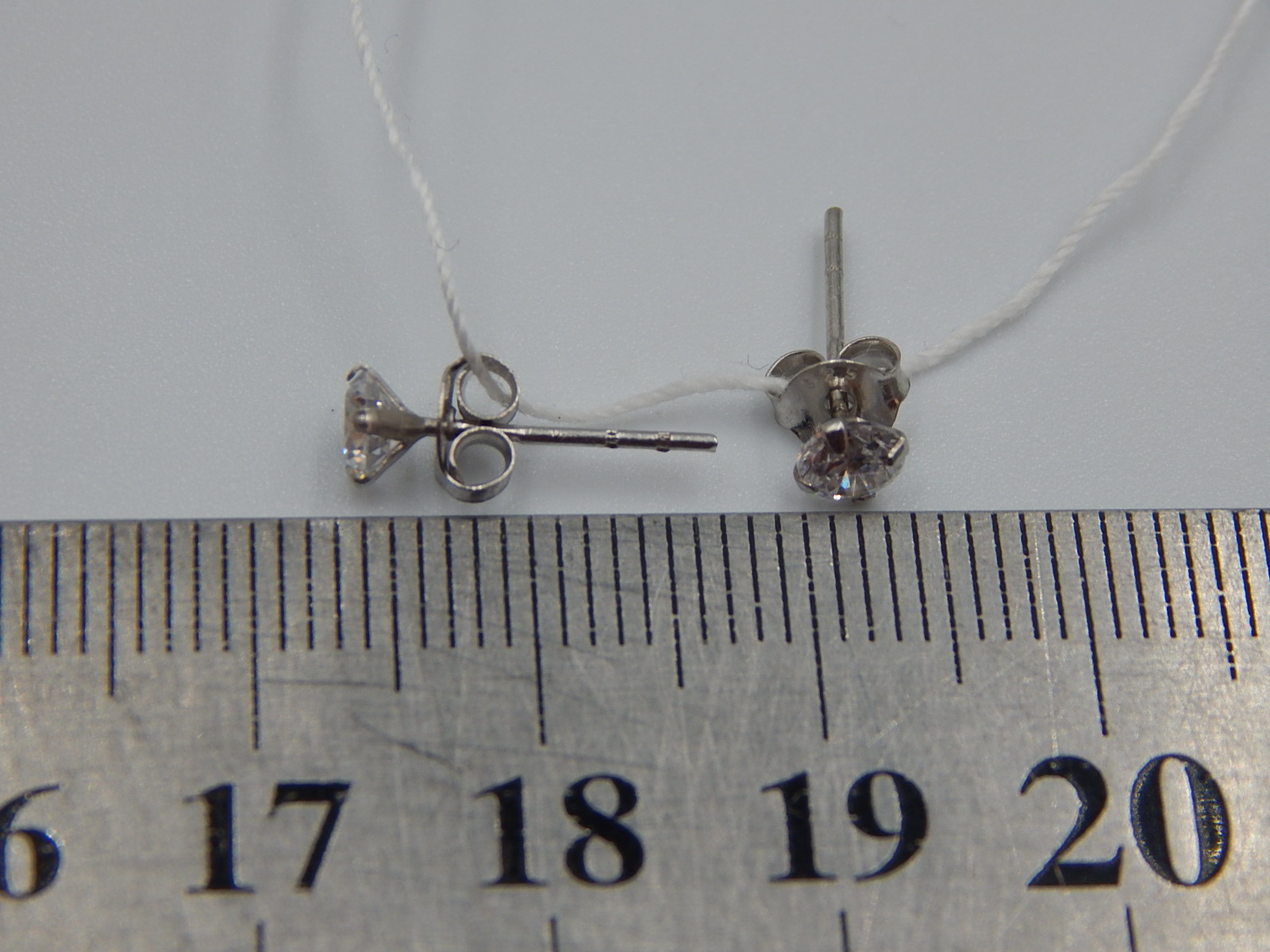 Серебряные серьги с цирконием (30535525) 1
