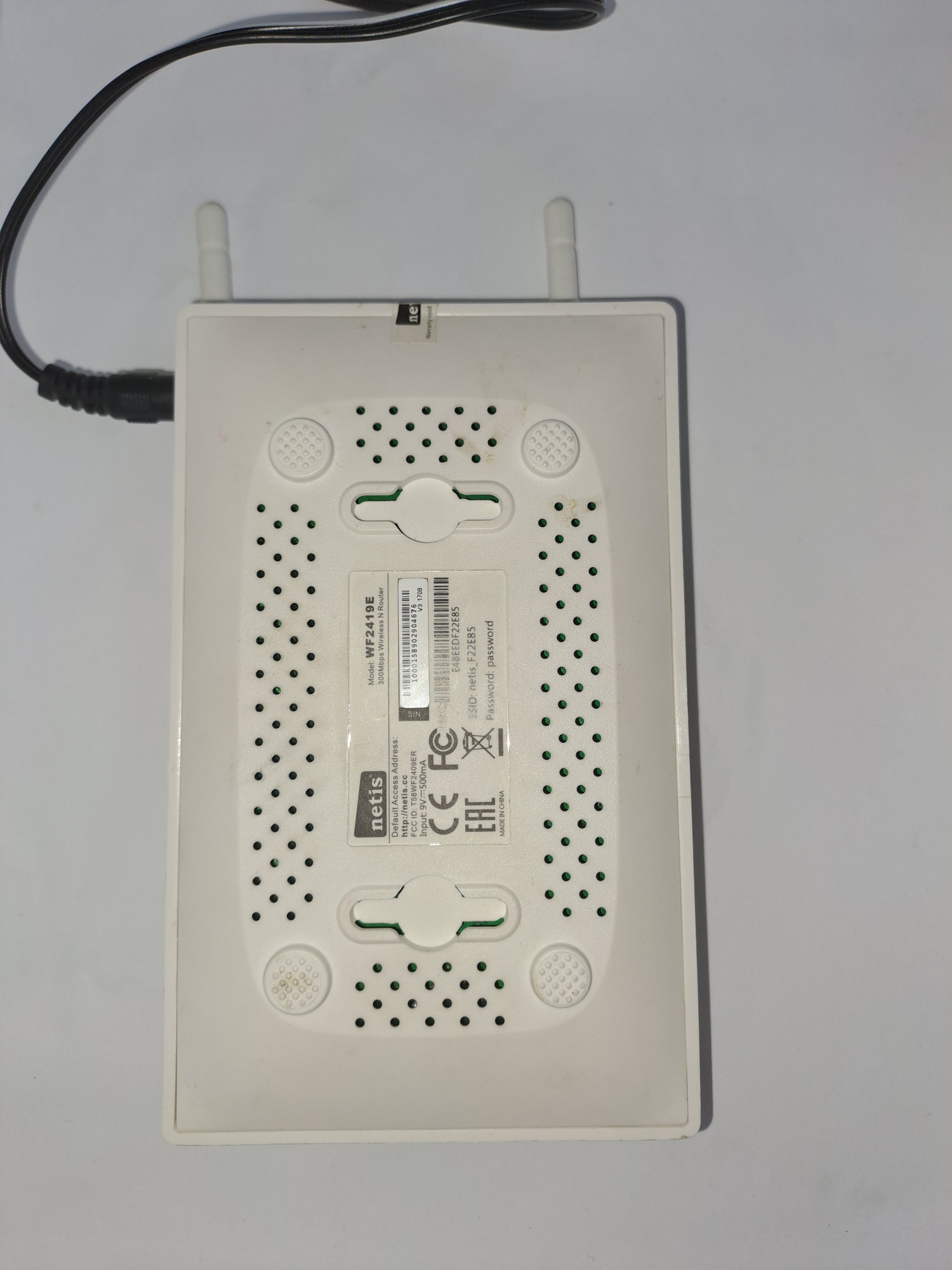 Wi-Fi роутер Netis WF2419E 1