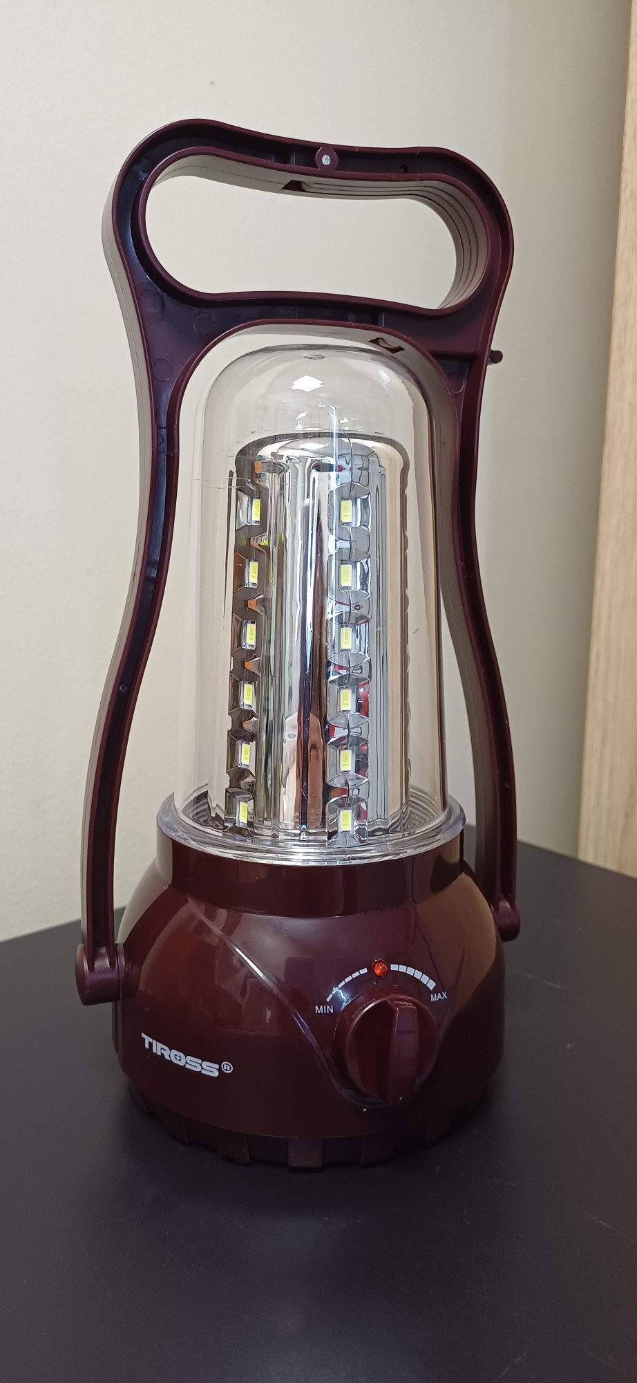 Фонарь-лампа Tiross TS-690-2 аккумуляторная 0